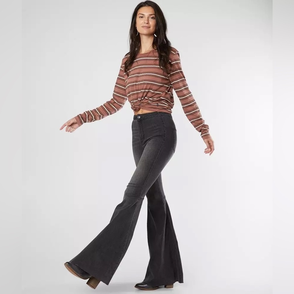 Free People Just Float On Flare Jeans Size 24